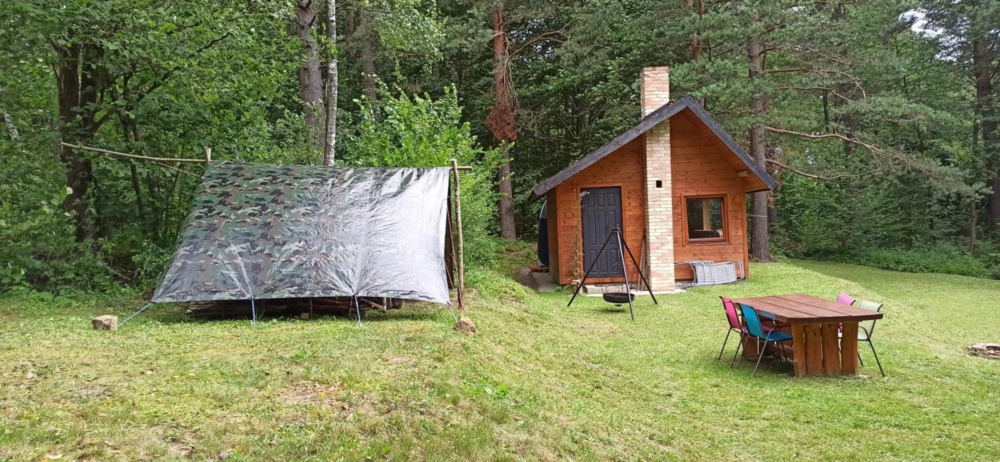 Survivalowa Chata W Lesie Bukowsko Exterior foto